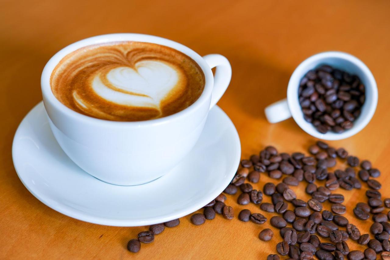 Luxe Grand Hotel Apartments 샤르자 외부 사진 Coffee